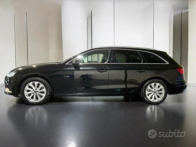 Usata Audi A4 Business 163 CV (119 kW) 2022 Other Station wagon