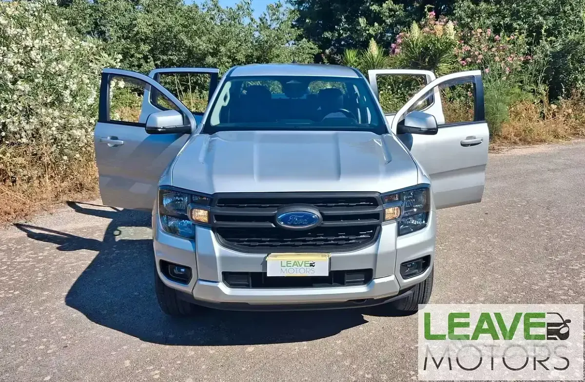 Usata Ford Ranger 170 CV (125 kW) 2024 Grigio Pick-up