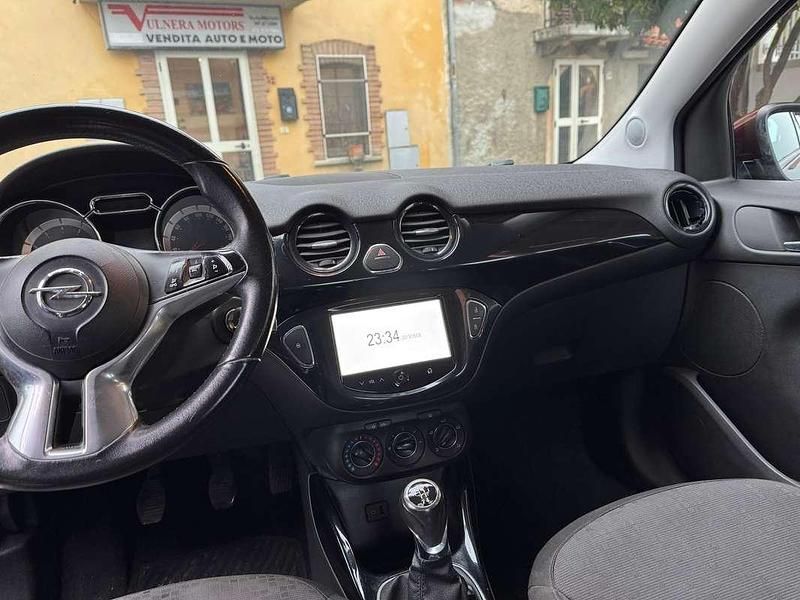 Usata Opel Adam Glam 69 CV (50 kW) 2014 Utilitaria