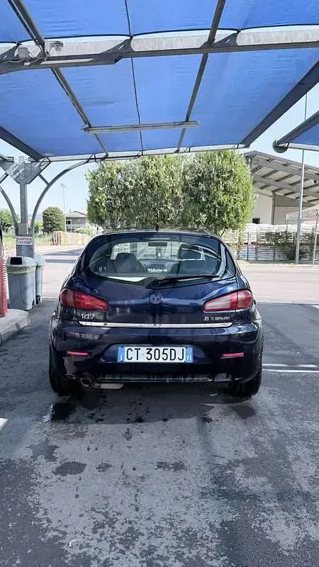 Usata Alfa Romeo 147 Exclusive 120 CV (88 kW) 2005 Utilitaria