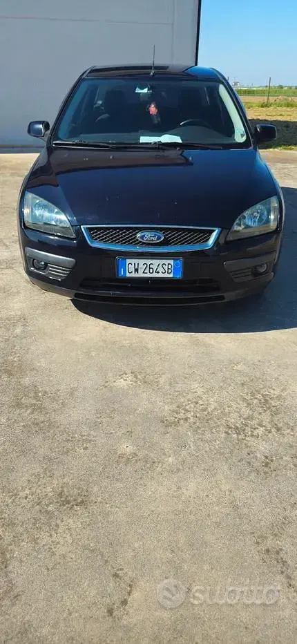 Usata Ford Focus 114 CV (83 kW) 2005 Blu Station wagon