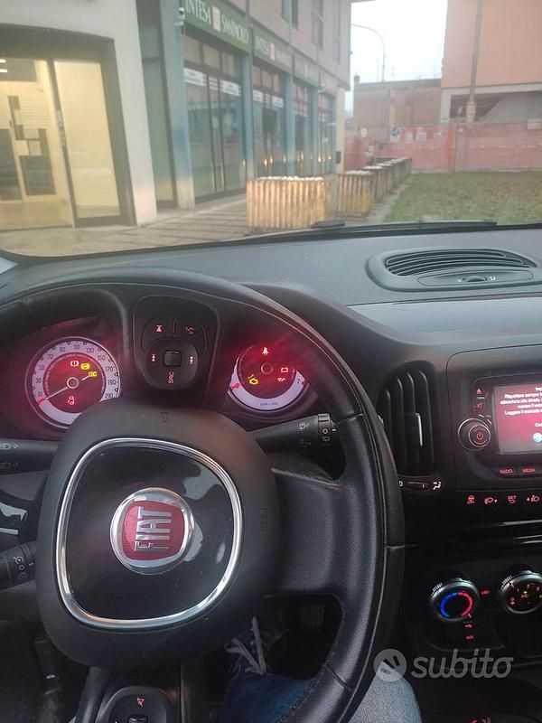 Usata Fiat 500L Living 105 CV (77 kW) 2013 Nero Monovolume