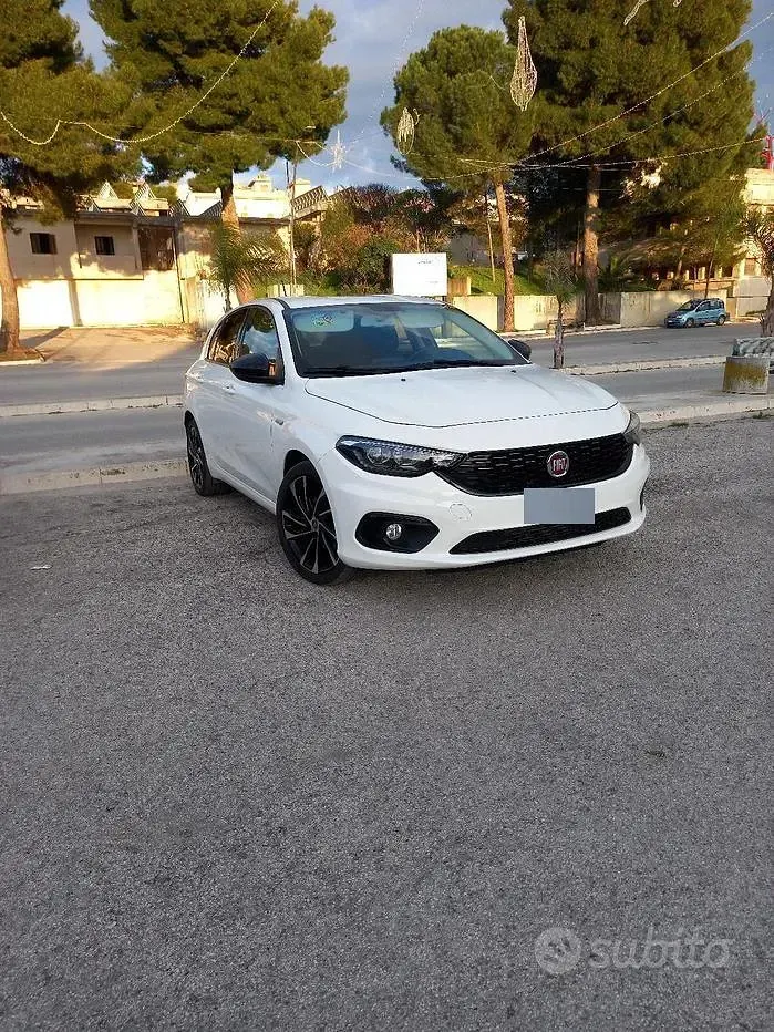Usata Fiat Tipo S 120 CV (88 kW) 2019 Bianco Berlina