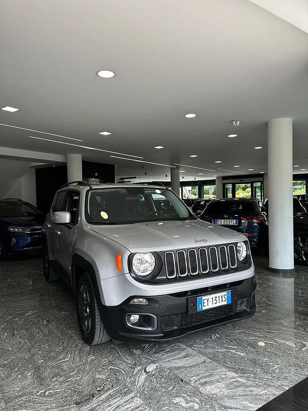 Usata Jeep Renegade Longitude 120 CV (88 kW) 2015 Grigio SUV