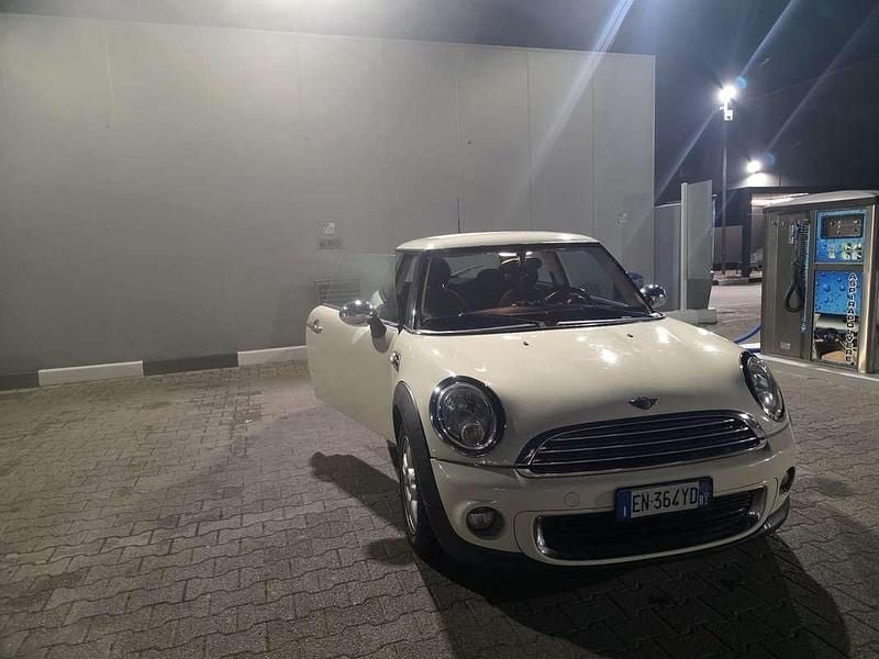 Usata Mini Cooper 120 CV (88 kW) 2011 Utilitaria