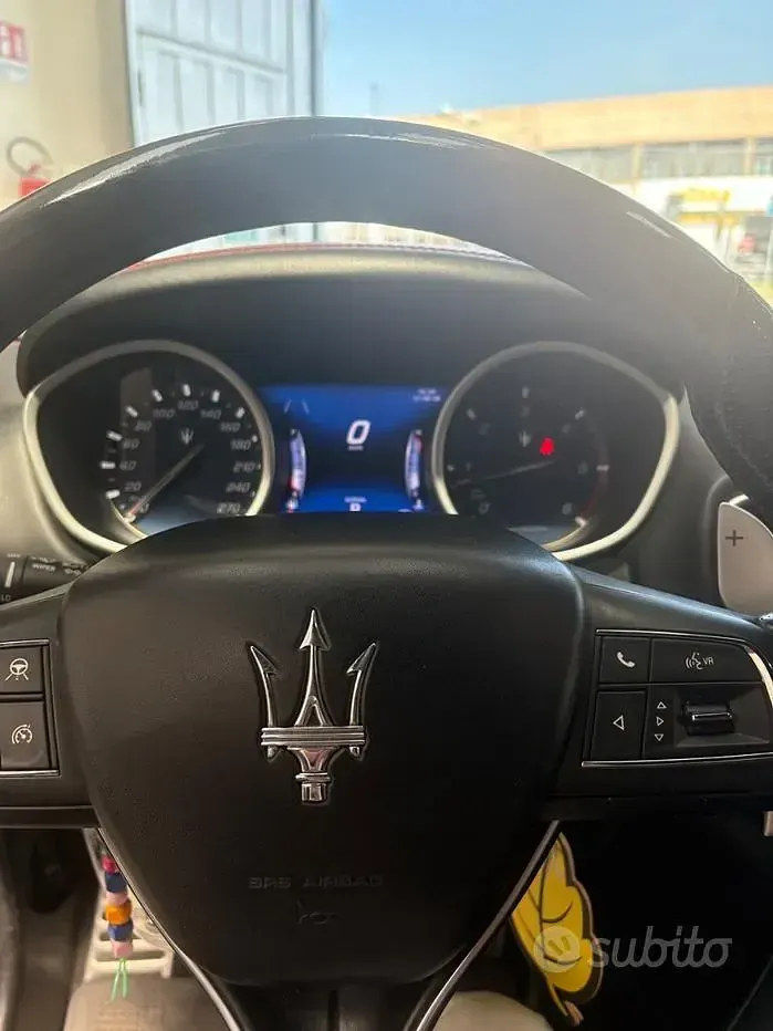 Usata Maserati Ghibli 275 CV (202 kW) 2020 Nero Berlina