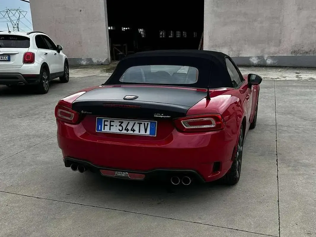 Usata Abarth 124 Spider 170 CV (125 kW) 2016 Rosso Cabrio