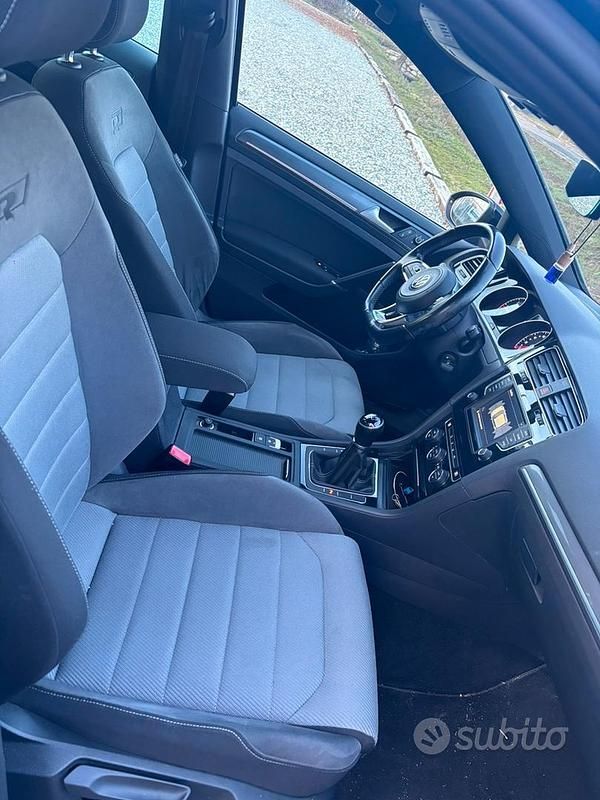 Usata VW Golf VII R-line 110 CV (80 kW) 2016 Nero Berlina