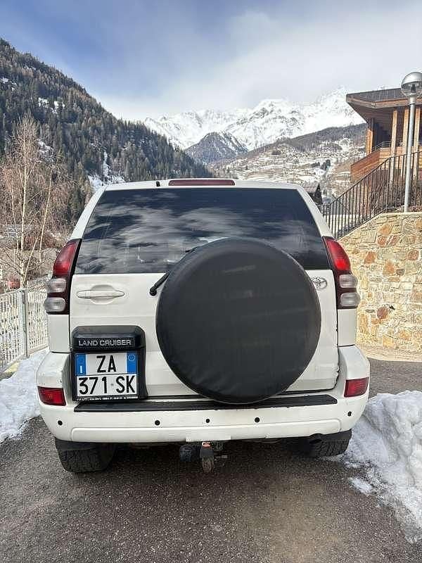 Usado Toyota Land Cruiser Sol 173 CV (127 kW) 2009 Blanco SUV