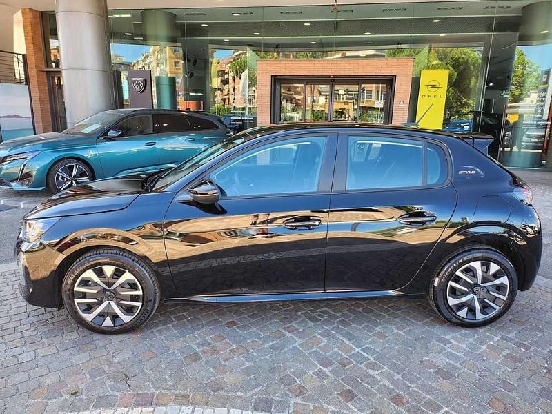 Nuova Peugeot 208 101 CV (74 kW) 2025 Nero Utilitaria