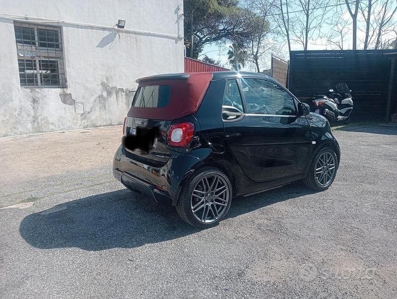 Usata Smart ForTwo Cabrio Passion 71 CV (52 kW) 2018 Nero Cabrio