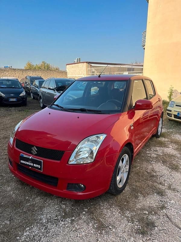Käytetty Suzuki Swift GLX 69 HP (50 kW) 2006 Punainen Viistoperä