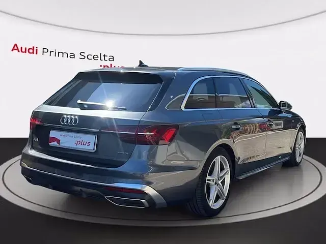 Usata Audi A4 S-Line 204 CV (150 kW) 2024 Grigio daytona perla Station wagon