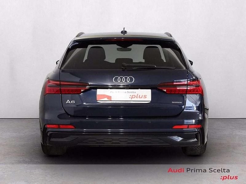 Usata Audi A6 S-Line 204 CV (150 kW) 2024 Blu firmamento metallizzato Station wagon