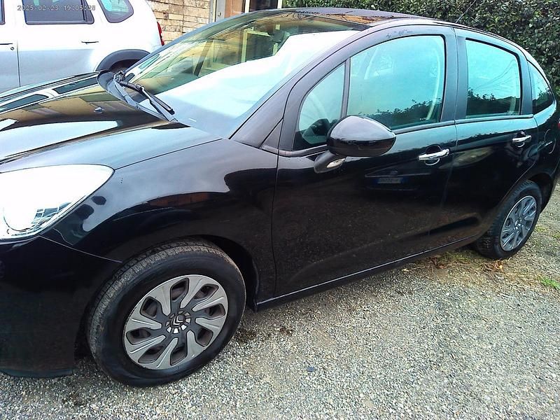 Usata Citroën C3 SELECTION 68 CV (50 kW) 2015 Nero Berlina
