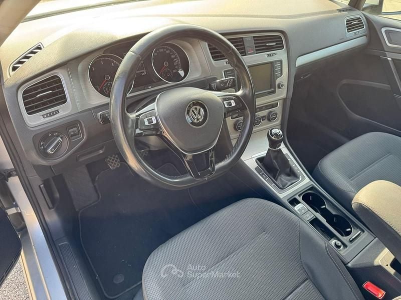 Usata VW Golf VII Executive 110 CV (80 kW) 2016 Gray Berlina
