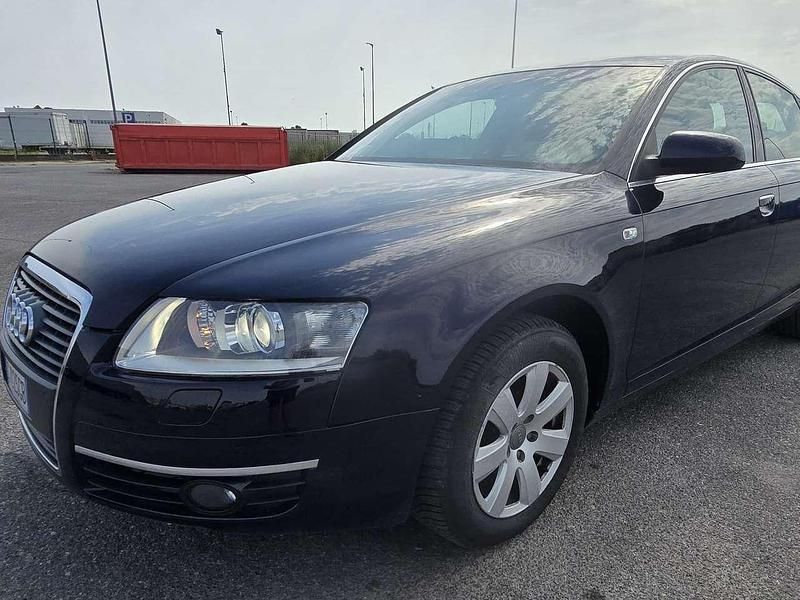 Blu Usata 2007 Audi A6 Ambiente Tre volumi | 6000 € (Buon prezzo) - Immagine 1/4