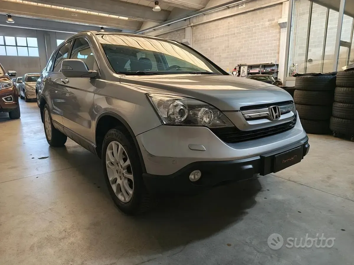 Usata Honda CR-V Exclusive 150 CV (110 kW) 2009 Grigio SUV