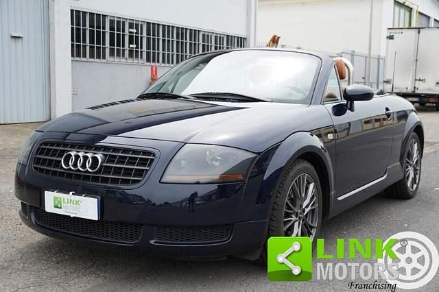 Usata Audi TT Roadster 180 CV (132 kW) 2004 Blu Cabrio