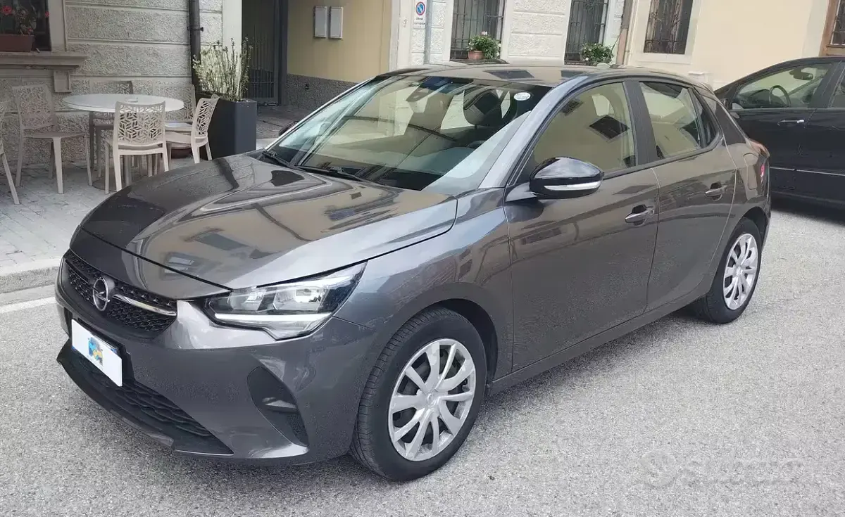 Usata Opel Corsa Edition 75 CV (55 kW) 2019 Grigio Utilitaria