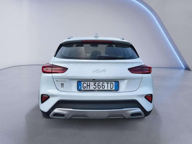 Usata Kia XCeed Urban 117 CV (86 kW) 2022 Bianco SUV