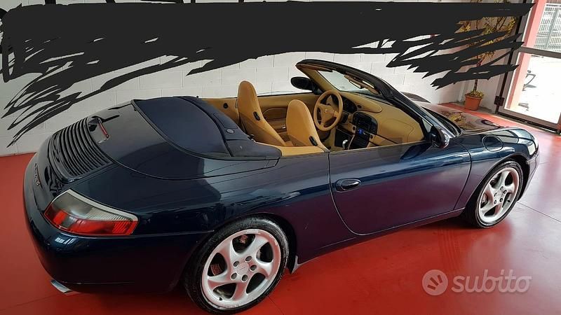 Usata Porsche 911 Carrera 4 Cabriolet 300 CV (220 kW) 1999 Cabrio