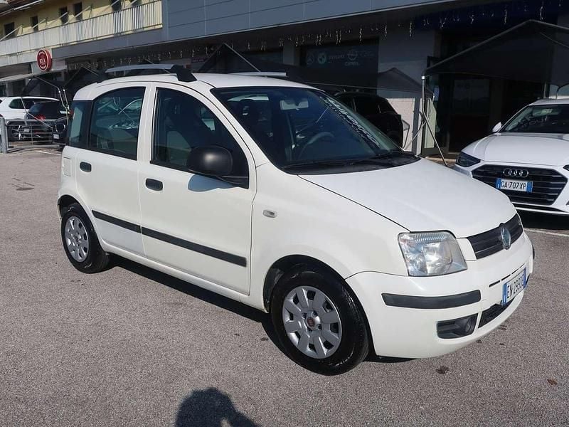 Bianco Usata 2012 Fiat Panda Dynamic Utilitaria | 3300 € (Ottimo prezzo) - Immagine 1/4