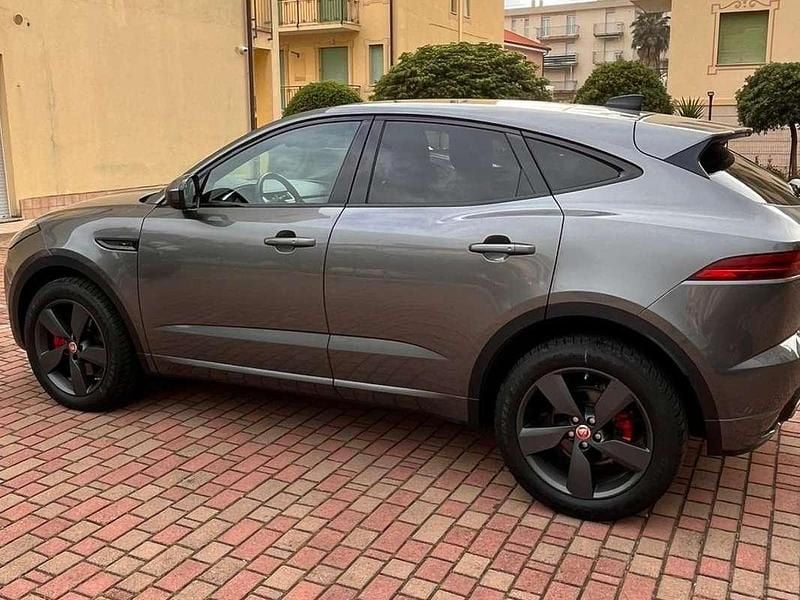 Begagnad Jaguar E-Pace S 150 HK (110 kW) 2019 Grå SUV