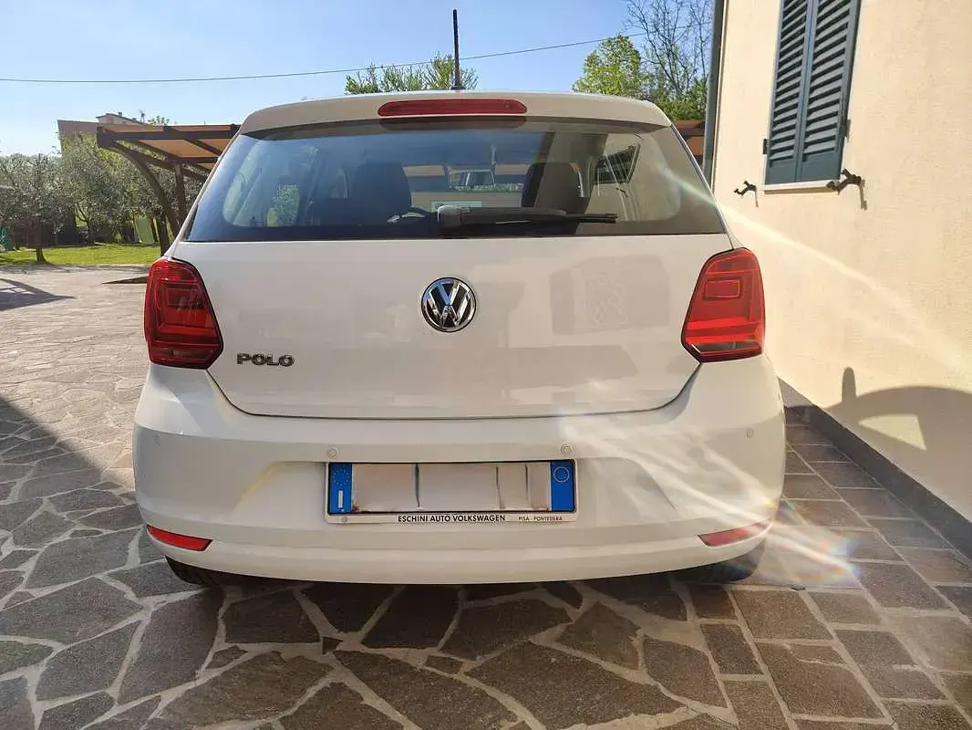 Usata VW Polo Comfortline 75 CV (55 kW) 2015 Bianco Berlina