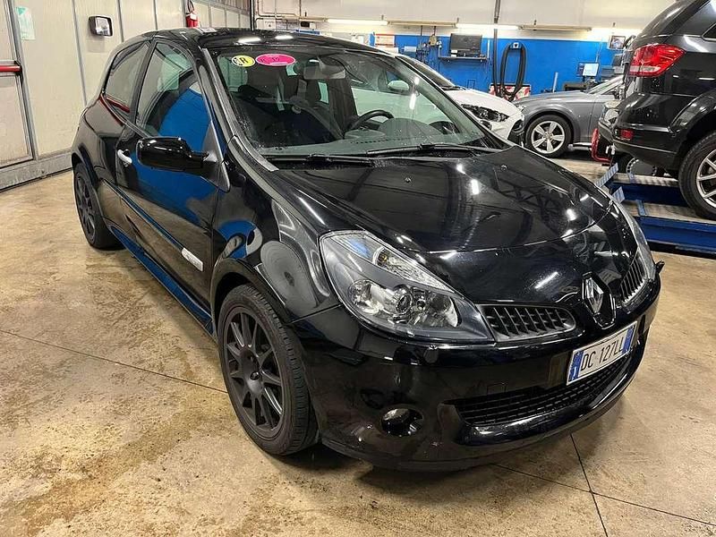 Usata Renault Clio III R.S. 197 CV (144 kW) 2006 Nero Berlina