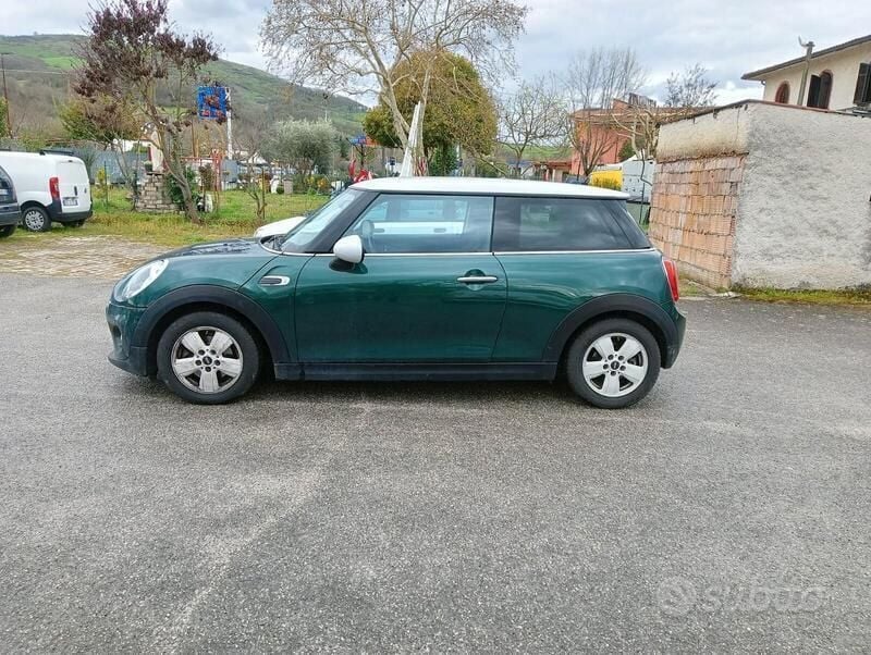 Usata Mini One D Business 95 CV (69 kW) 2015 Verde Utilitaria