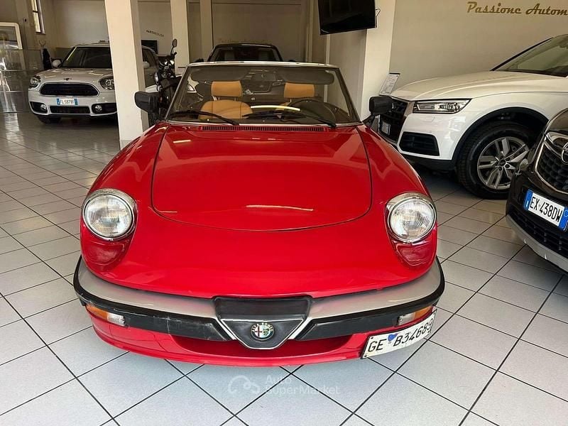 Usata Alfa Romeo Spider Quadrifoglio Verde 125 CV (91 kW) 1988 Other Cabrio