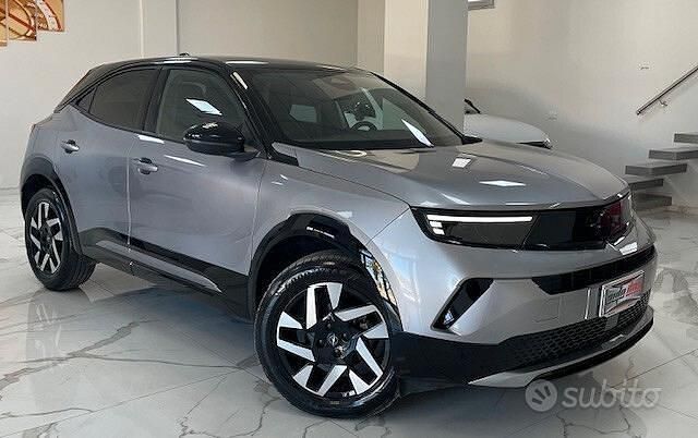 Usata Opel Mokka 130 CV (95 kW) 2025 Grigio SUV