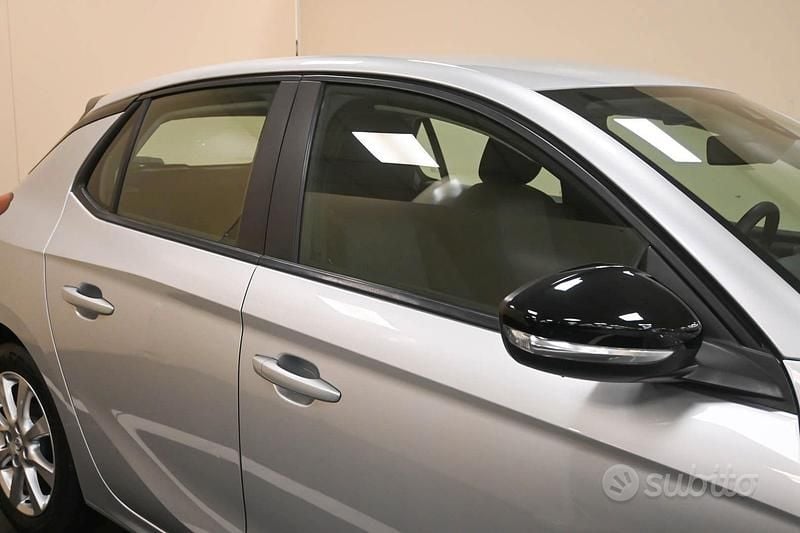 Usata Opel Corsa Edition 75 CV (55 kW) 2023 Grigio Berlina