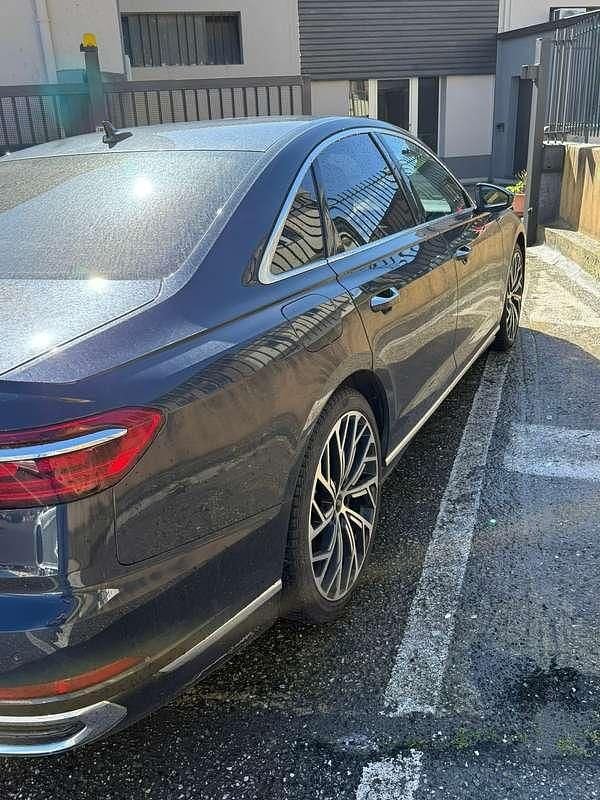 Usata Audi A8 Design 286 CV (210 kW) 2024 Blu/azzurro Berlina