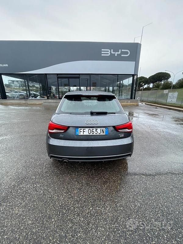 Usata Audi A1 95 CV (69 kW) 2016 Grigio Berlina