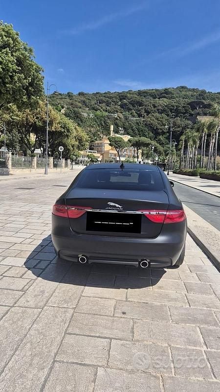 Usata Jaguar XF 300 CV (220 kW) 2017 Berlina
