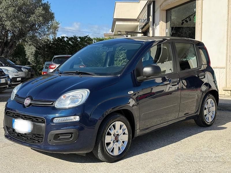 Usata Fiat Panda Easy 69 CV (50 kW) 2016 Blu Berlina