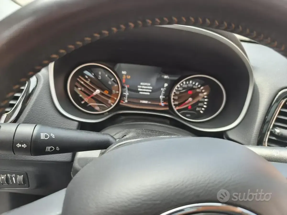 Usata Jeep Compass 140 CV (102 kW) 2018 Bianco SUV