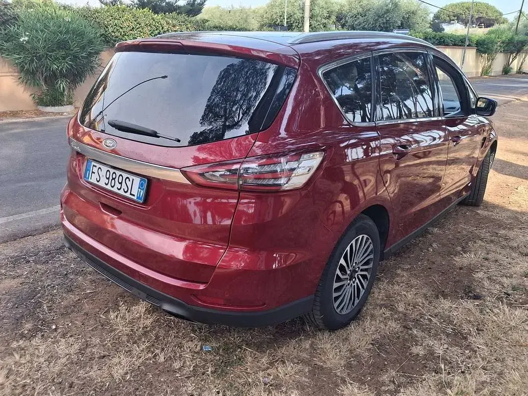 Usata Ford S-MAX Vignale 190 CV (139 kW) 2018 Rosso Monovolume