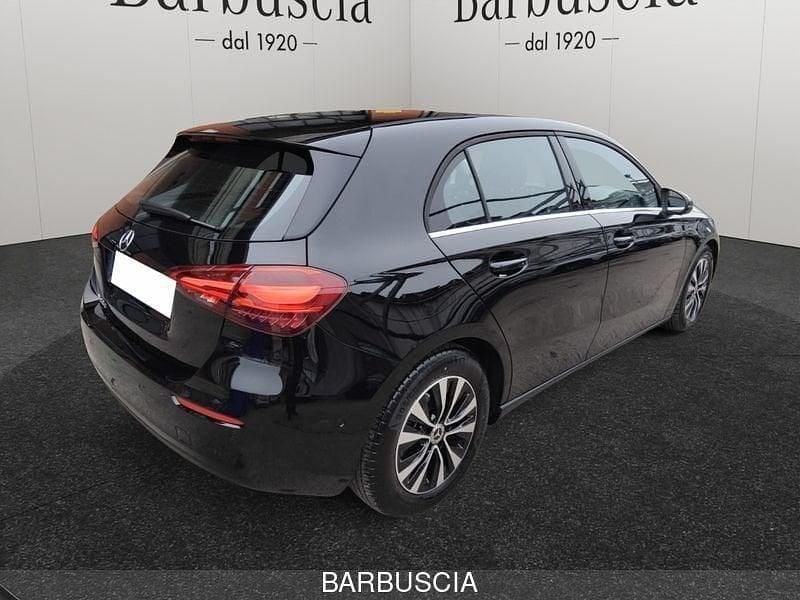 Usata Mercedes A180 Advanced 116 CV (85 kW) 2025 Nero Berlina