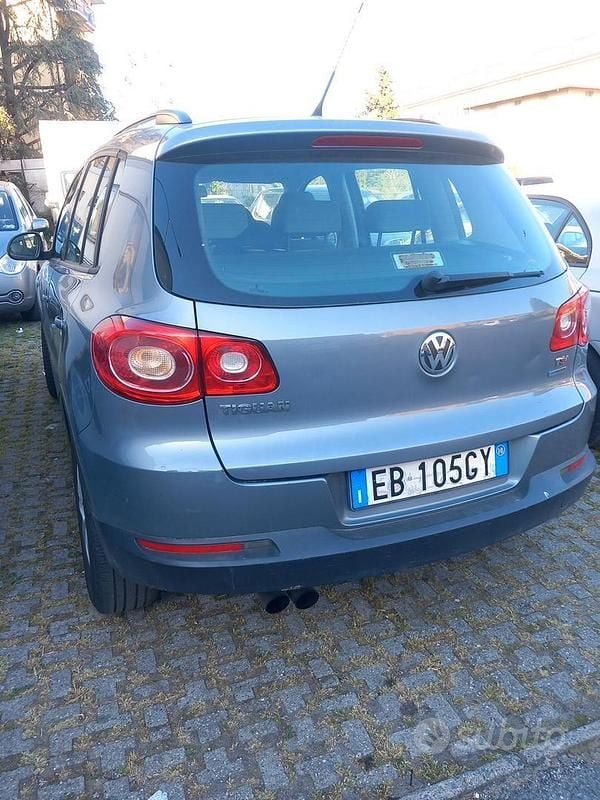 Usata VW Tiguan 150 CV (110 kW) 2010 Grigio SUV
