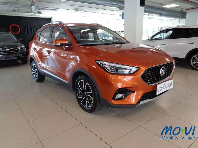 Usata MG ZS Luxury 106 CV (77 kW) 2022 Arancione SUV