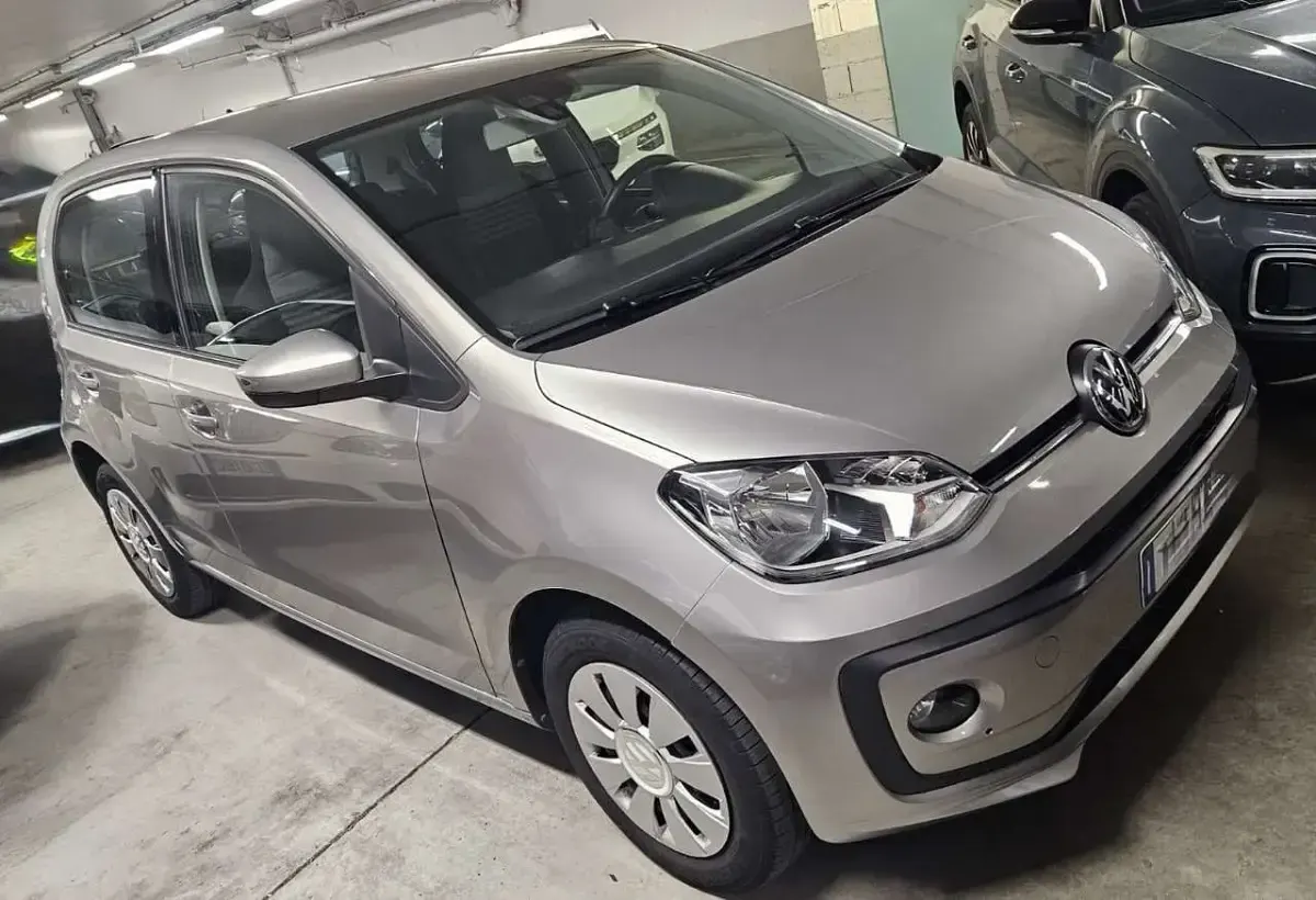 Usata VW up! move up! 75 CV (55 kW) 2018 Giallo Utilitaria