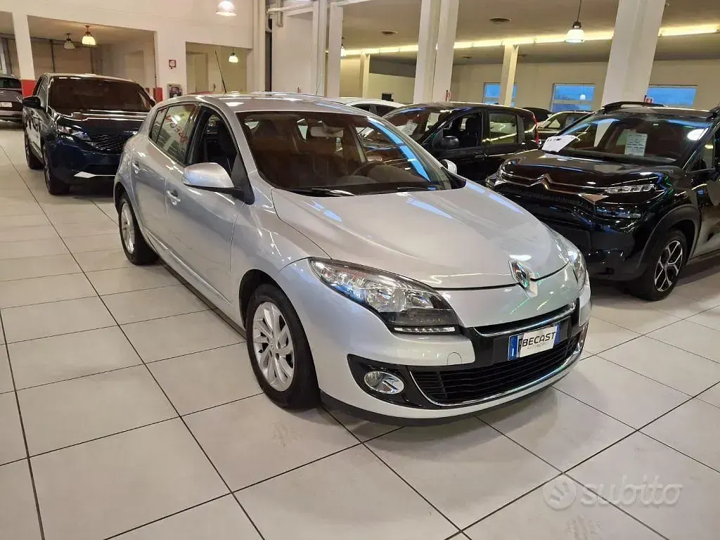 Usata Renault Mégane 110 CV (80 kW) 2013 Grigio Berlina