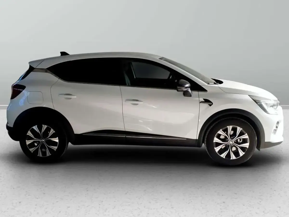 Usata Renault Captur Techno 143 CV (105 kW) 2024 Bianco SUV