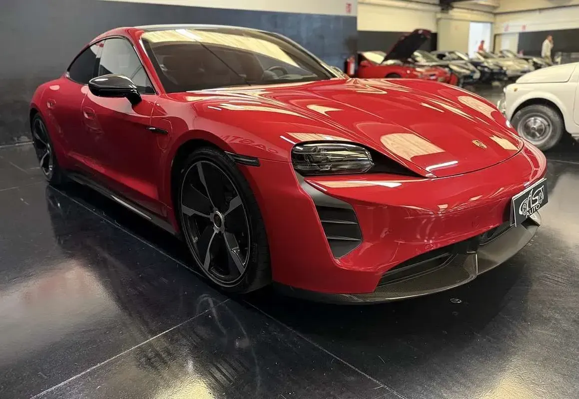 Usata Porsche Taycan 141 kW (193 CV) 2021 Berlina