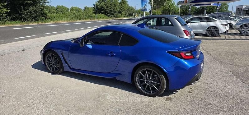 Usata Subaru BRZ 234 CV (172 kW) 2021 Blu Coupé