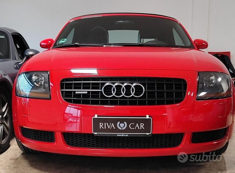 Usata Audi TT Roadster 180 CV (132 kW) 2005 Rosso Cabrio