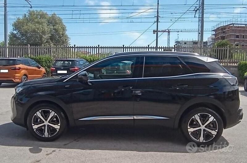 Usata Peugeot 308 131 CV (96 kW) 2021 Nero SUV